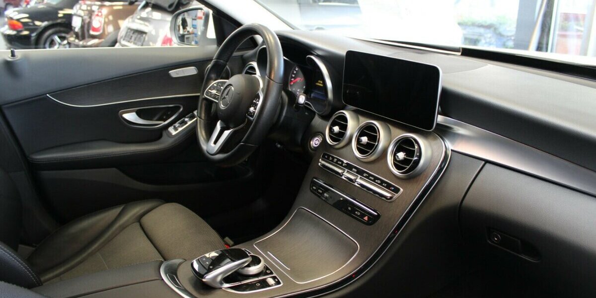 Mercedes-Benz C 220 d T 9G-TRONIC Avantgarde 78.493 km 23.980 &euro; Euskirchen 53881
