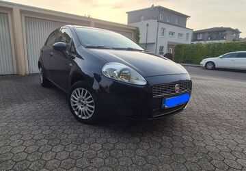Fiat Punto 117.000 km 2.900 &euro; Niederkassel 53859