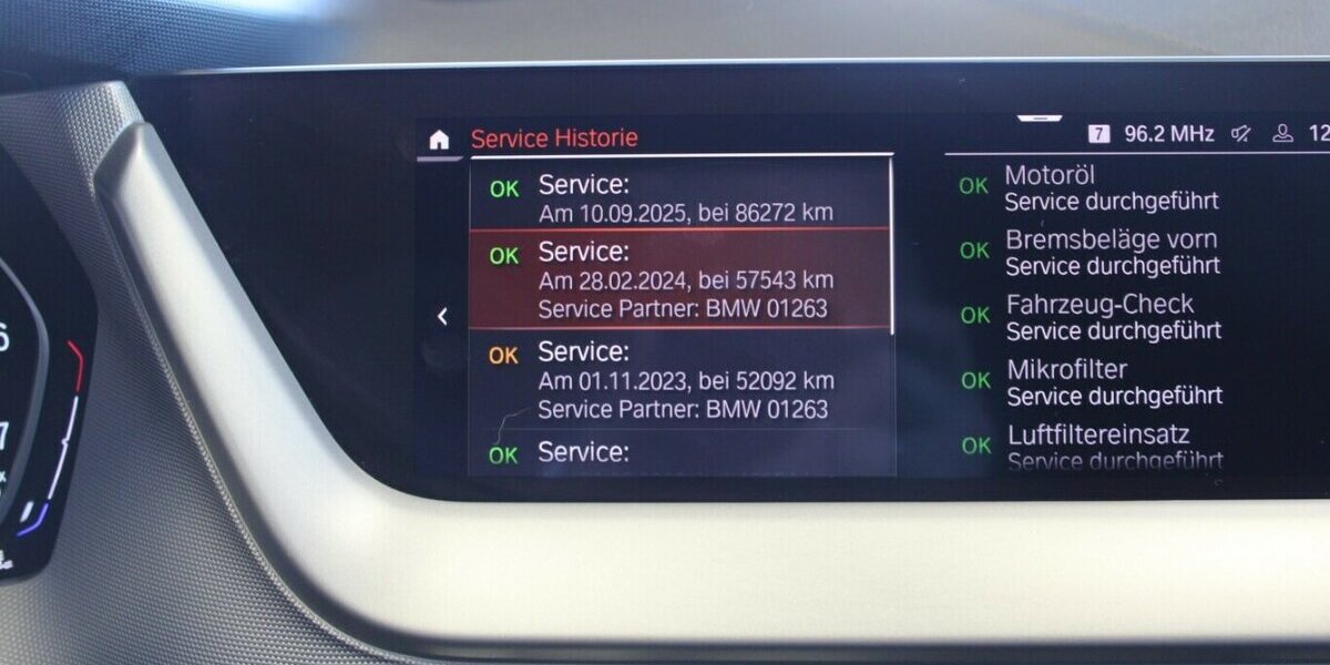 BMW 118 Advantage - LED- Navi - PDC - SHZ - 87.720 km 16.980 &euro; Euskirchen 53881