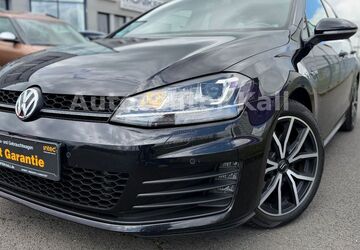 VW Golf 127.000 km 14.990 &euro; Kall 53925