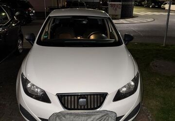 Seat Ibiza 204.569 km 4.000 &euro; Königswinter 53639