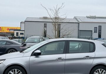 Peugeot 308 150.000 km 3.700 &euro; Düren 52351