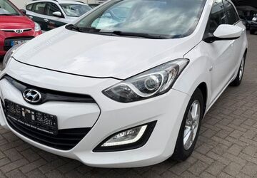 Hyundai i30 86.591 km 9.490 &euro; Bonn 53175