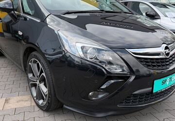 Opel Zafira 88.000 km 16.490 &euro; Bornheim 53332