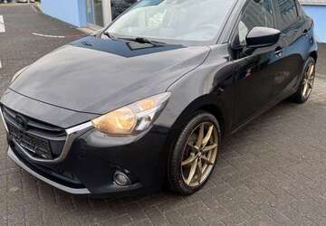 Mazda 2 216.000 km 5.900 &euro; Brühl 50321