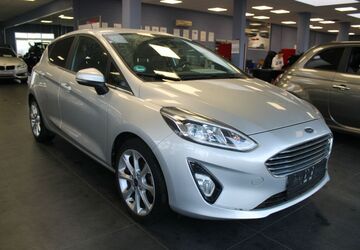 Ford Fiesta 63.854 km 10.780 &euro; Euskirchen 53881