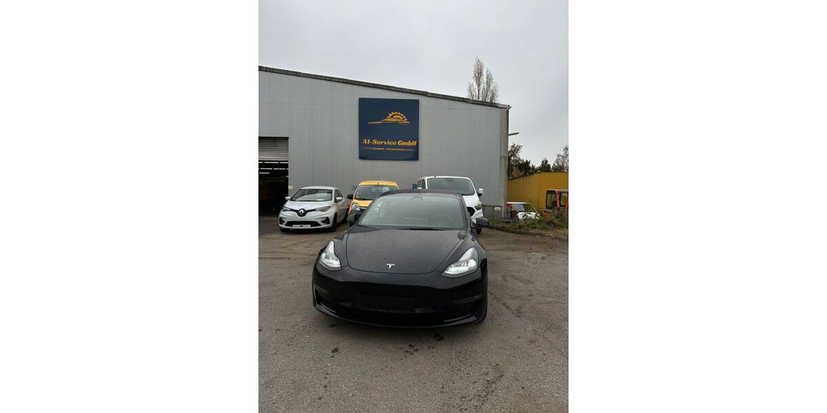 Tesla Model 3 58.770 km 27.999 &euro; Düren 52349