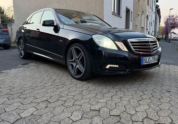 Mercedes-Benz E 250 253.000 km 10.200 &euro; Euskirchen 53879