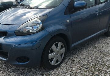 Toyota Aygo (X) 110.000 km 2.999 &euro; Bonn 53227
