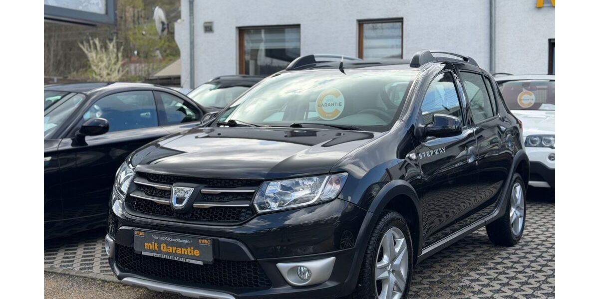 Dacia Sandero 95.000 km 6.700 &euro; Bonn 53179