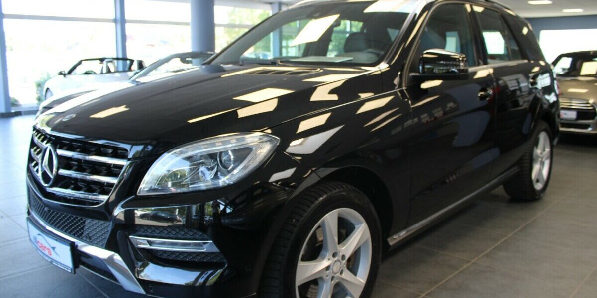 Mercedes-Benz ML 350 BlueTec 4MATIC 7G-TRONIC 130.815 km 19.980 &euro; Euskirchen 53881