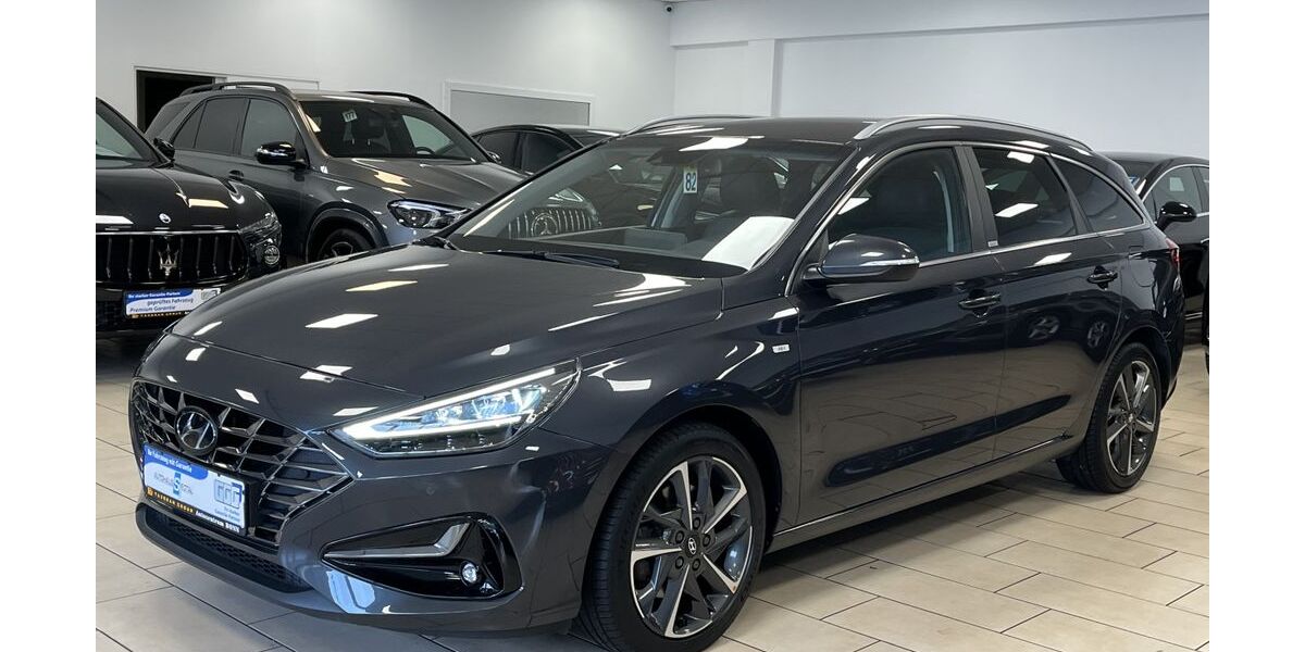 Hyundai i30 107.477 km 15.970 &euro; Bonn 53227