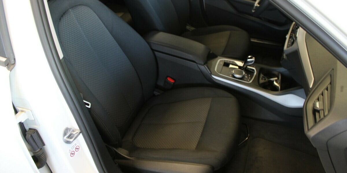 BMW 118 118i Aut. Advantage 71.445 km 19.980 &euro; Euskirchen 53881