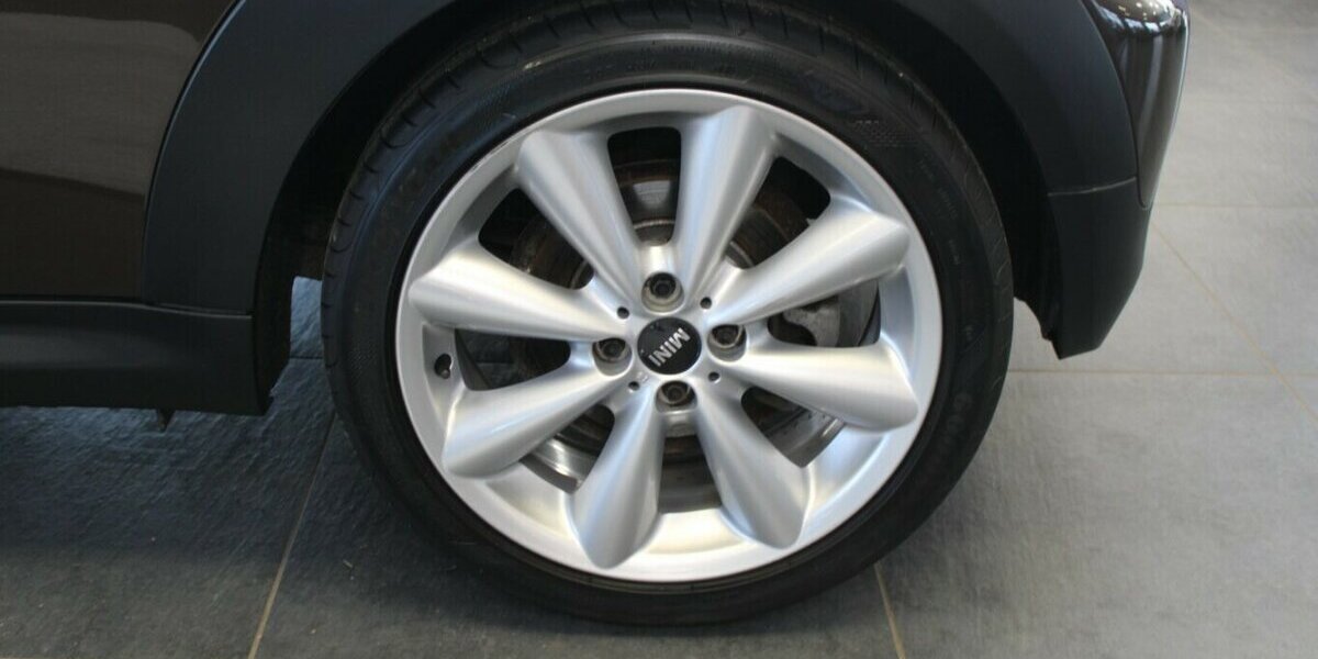 Mini Cooper SD Cabrio 116.426 km 11.980 &euro; Euskirchen 53881