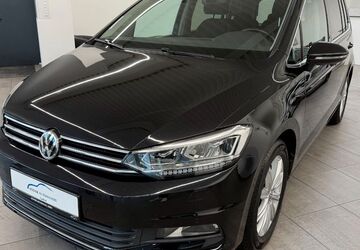 VW Touran 84.812 km 15.490 &euro; Bonn 53175