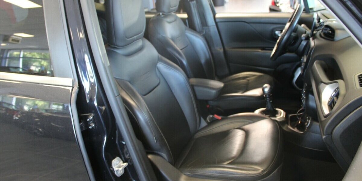 Jeep Renegade 1.4 MultiAir Limited 130.234 km 7.980 &euro; Euskirchen 53881