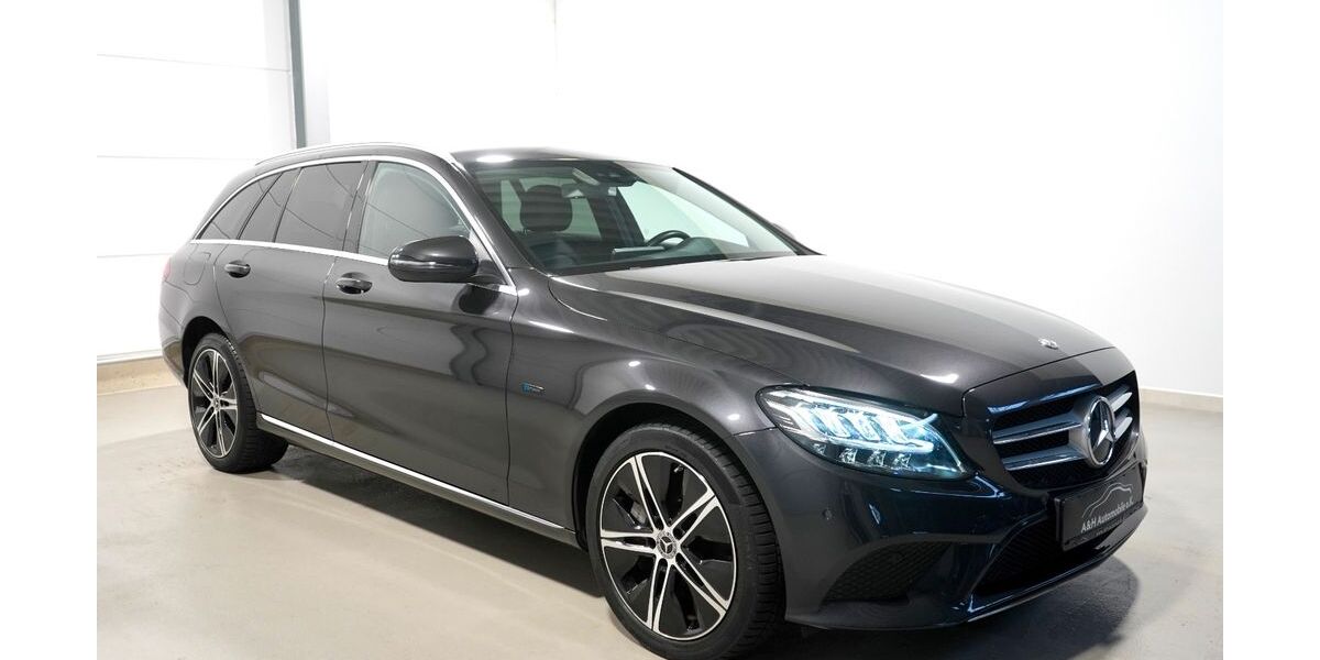 Mercedes-Benz C 300 59.557 km 25.900 &euro; Hürth bei Köln 50354