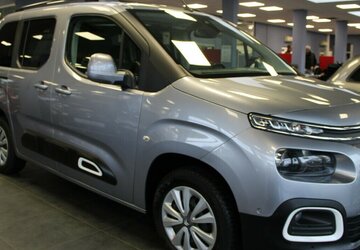 Citroen Berlingo M BlueHDi EAT8 Shine Panorama - Navi 82.816 km 18.980 &euro; Euskirchen 53881