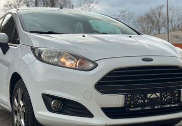 Ford Fiesta 235.414 km 2.950 &euro; Düren 52349