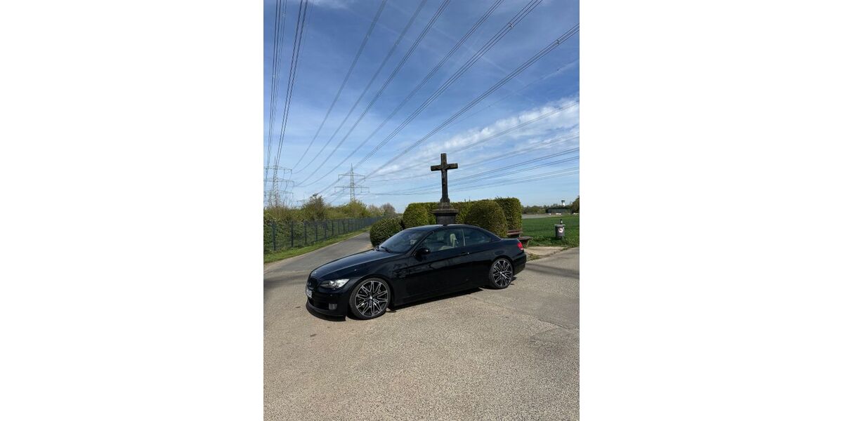 BMW 330 158.500 km 14.499 &euro; Wesseling 50389