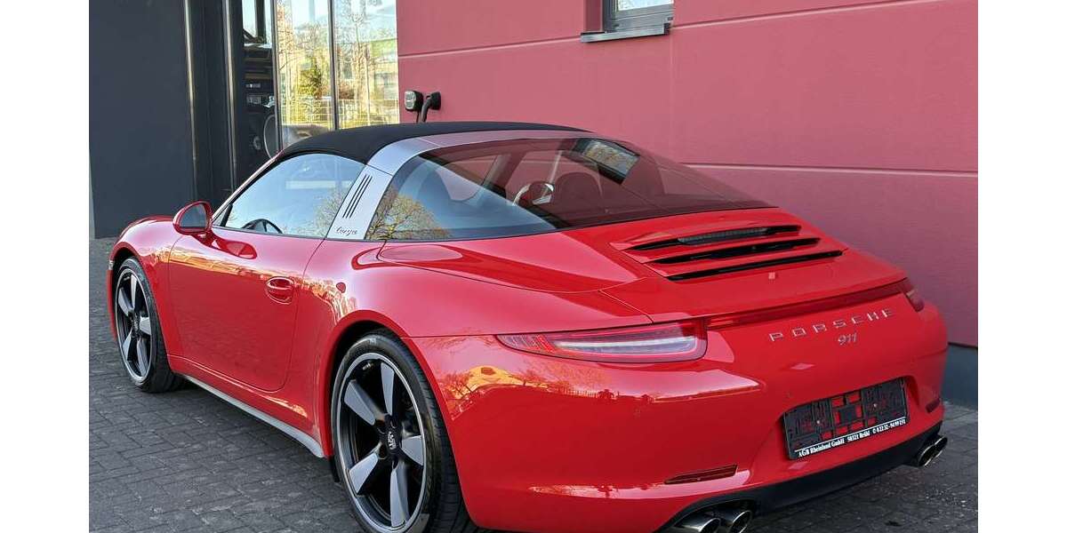 Porsche 911 19.238 km 124.600 &euro; Brühl 50321