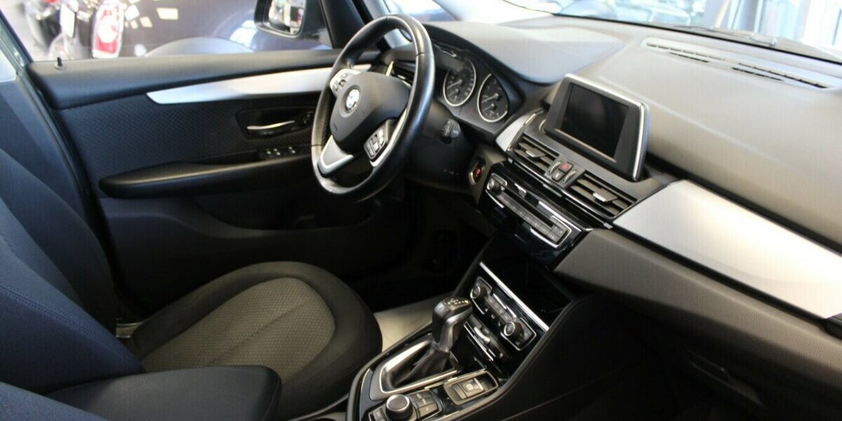 BMW 218 Gran Tourer Aut. Advantage 128.239 km 12.480 &euro; Euskirchen 53881