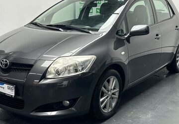 Toyota Auris 149.890 km 4.390 &euro; Königswinter 53639