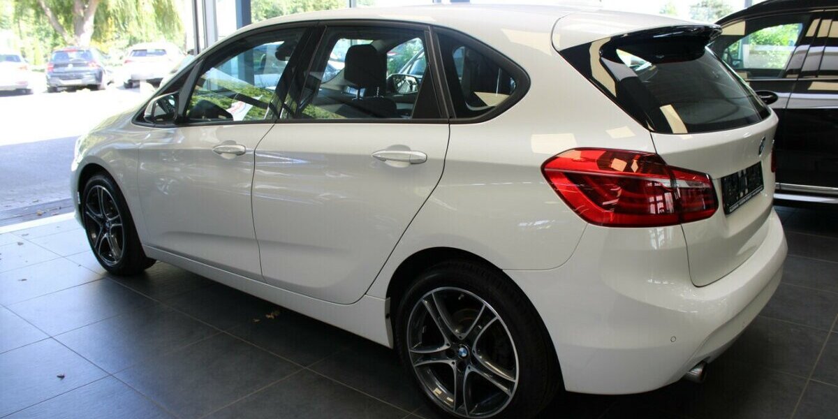 BMW 218 Active Tourer Advantage 58.050 km 14.980 &euro; Euskirchen 53881