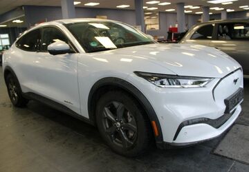 Ford Mustang Mach-E 55.700 km 24.980 &euro; Euskirchen 53881