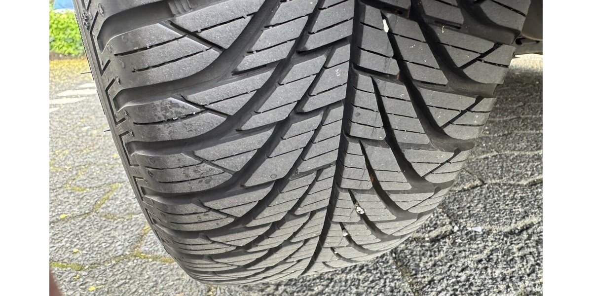 Renault Clio Cargo Klimatr Navi 2 Sitze ZR+WaPuNeu E6 N1 83.000 km 8.250 &euro; Erftstadt 50374