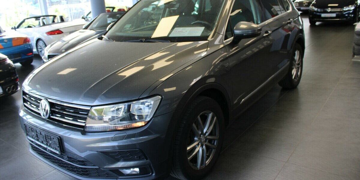 VW Tiguan 2.0 TDI SCR 4Motion BMT DSG Comfortline 151.379 km 19.980 &euro; Euskirchen 53881