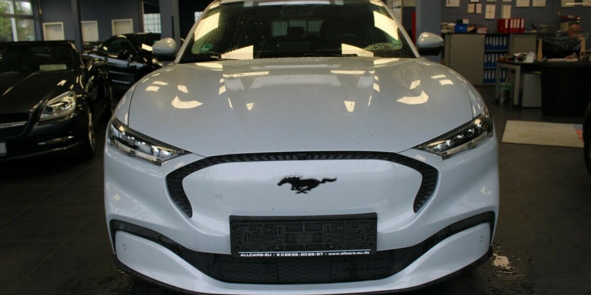 Ford Mustang Mach-E 55.700 km 24.980 &euro; Euskirchen 53881