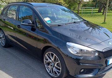 BMW 218 Active Tourer 77.500 km 15.200 &euro; Bonn 53177