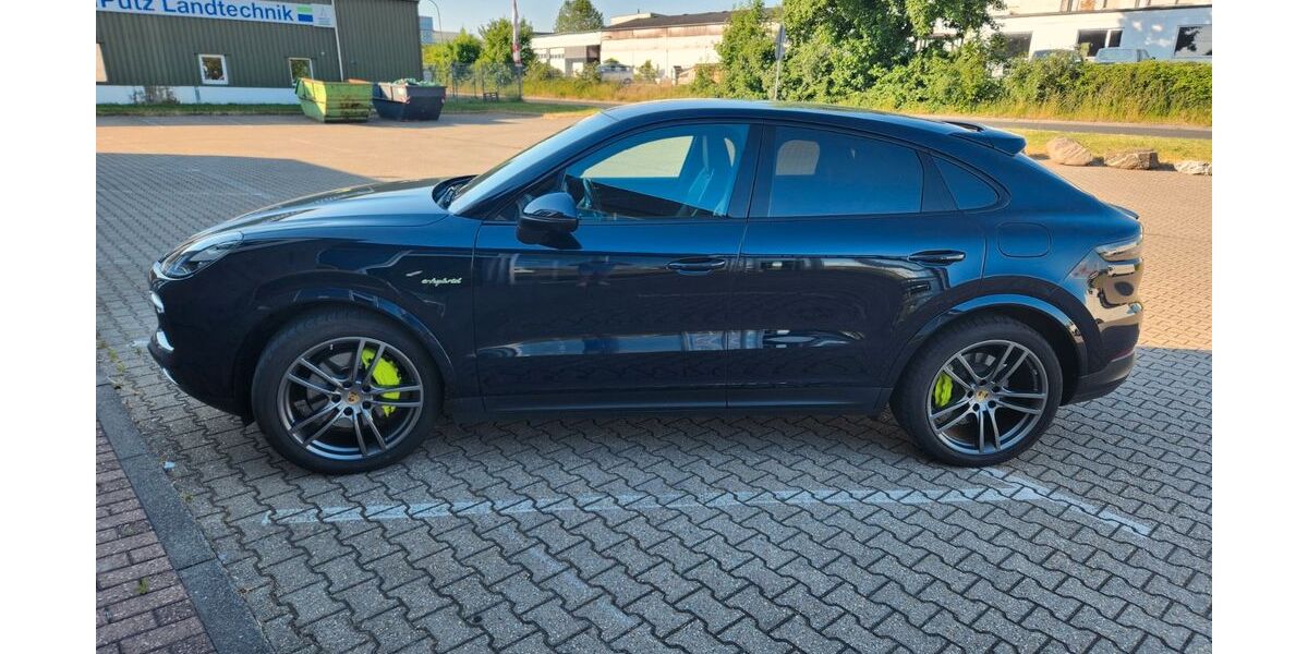 Porsche Cayenne 130.000 km 57.000 &euro; Zülpich 53909