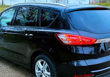 Ford S-Max 85.700 km 16.000 &euro; Düren 52351