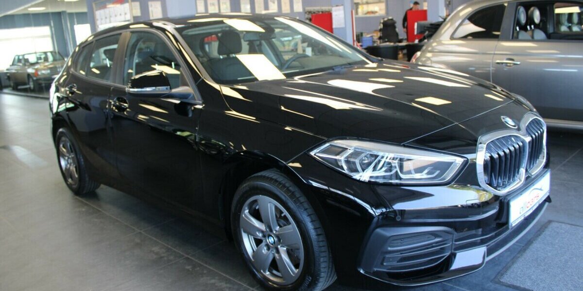 BMW 118 118i Aut. 19.998 km 21.980 &euro; Euskirchen 53881