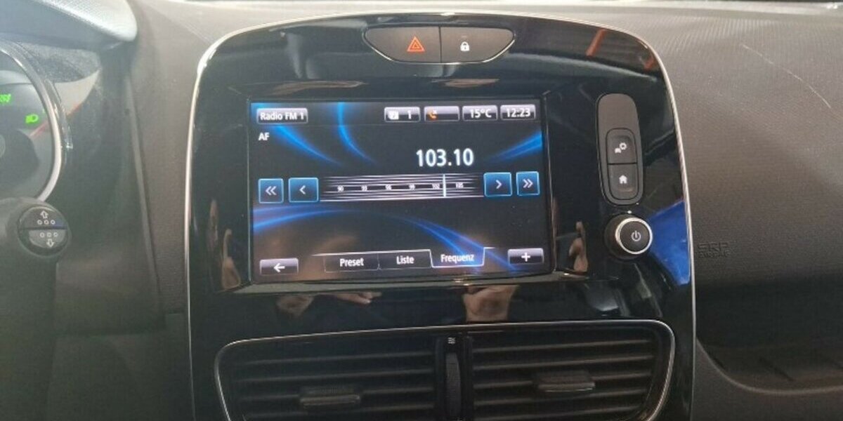 Renault Clio Cargo Klimatr Navi 2 Sitze ZR+WaPuNeu E6 N1 83.000 km 8.250 &euro; Erftstadt 50374