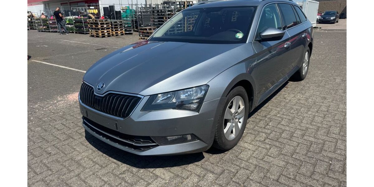 Skoda Superb 205.000 km 7.999 &euro; Euskirchen 53879