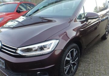 VW Touran 121.000 km 18.897 &euro; Königswinter 53639