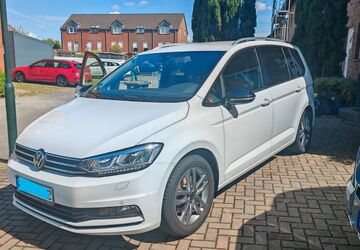 VW Touran 57.908 km 32.450 &euro; Kerpen 50170