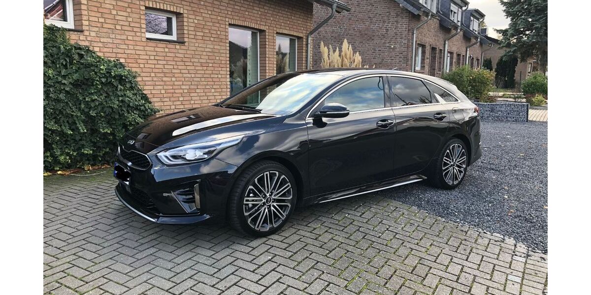 Kia pro ceed / ProCeed 57.051 km 17.000 &euro; Nideggen 52385