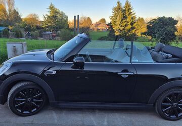 Mini Cooper Cabrio 90.000 km 11.999 &euro; Bonn 53121