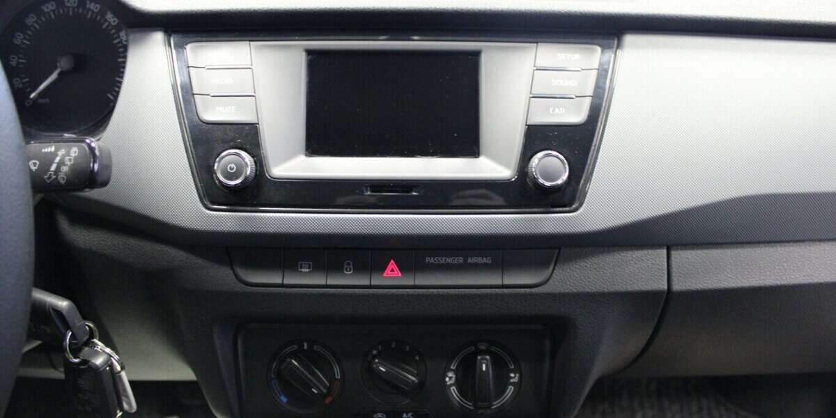 Skoda Fabia 1.0 MPI Cool Edition 84.870 km 8.480 &euro; Euskirchen 53881