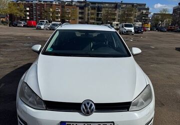 VW Golf 303.000 km 5.500 &euro; Euskirchen 53879