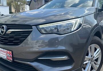 Opel Grandland (X) 142.450 km 8.799 &euro; Düren 52353