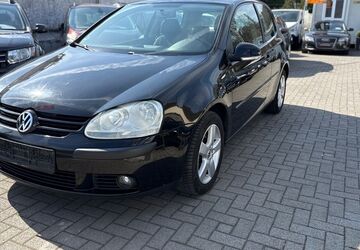 VW Golf 168.000 km 1.399 &euro; Bonn 53179