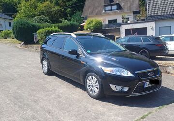 Ford Mondeo 135.000 km 4.498 &euro; Lind 53506