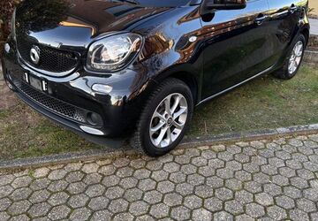 Smart ForFour 144.685 km 5.970 &euro; Düren 52355