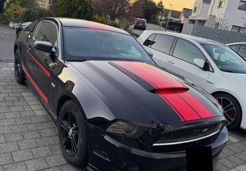 Ford Mustang 121.452 km 20.000 &euro; Vettweiß 52391
