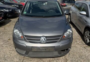 VW Golf 211.000 km 1.990 &euro; Bonn 53123